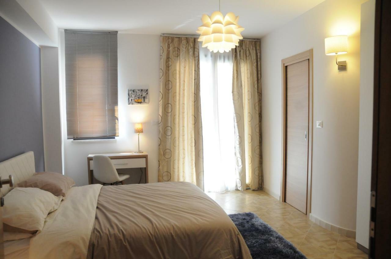Casaleo Hotel กัมโปเฟลิเช ดิ โรชเชลลา ภายนอก รูปภาพ